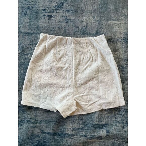 NWT! Royalty By Maluma Ivory Crown Embossed French Terry Shorts Medium - Picture 3 of 9